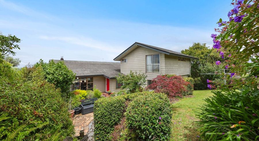  at 21 Sunset Road, Totara Vale, North Shore City, Auckland