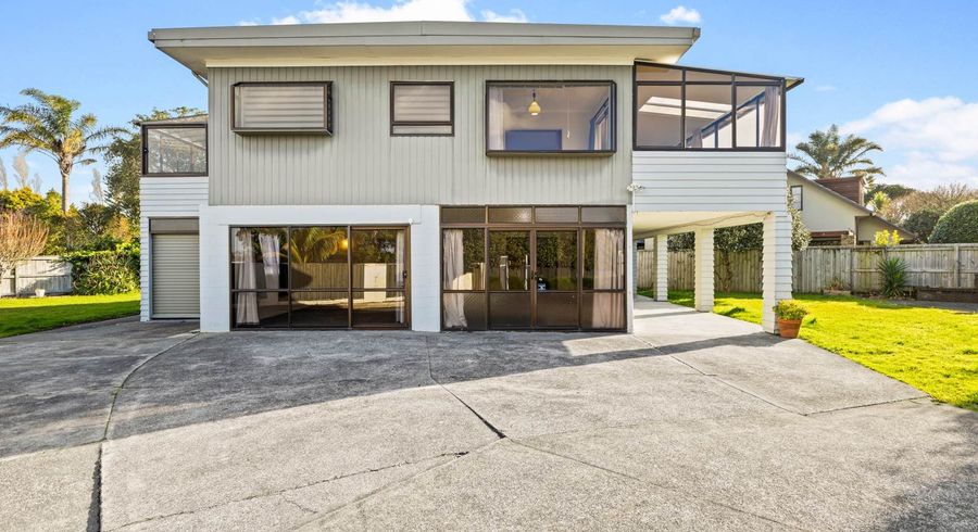  at 17 Fratley Avenue, Farm Cove, Manukau City, Auckland
