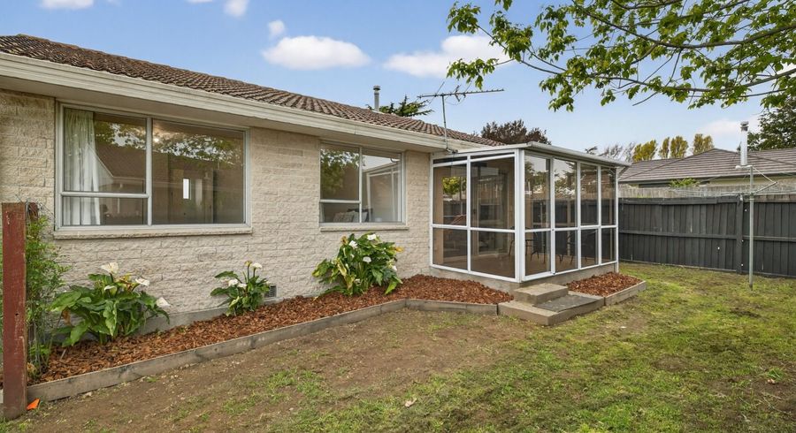  at 1/72a Cuffs Road, Wainoni, Christchurch City, Canterbury
