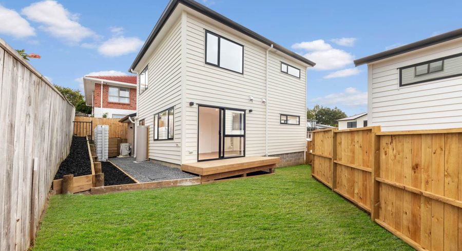  at 4237A Great North Road, Glendene, Auckland