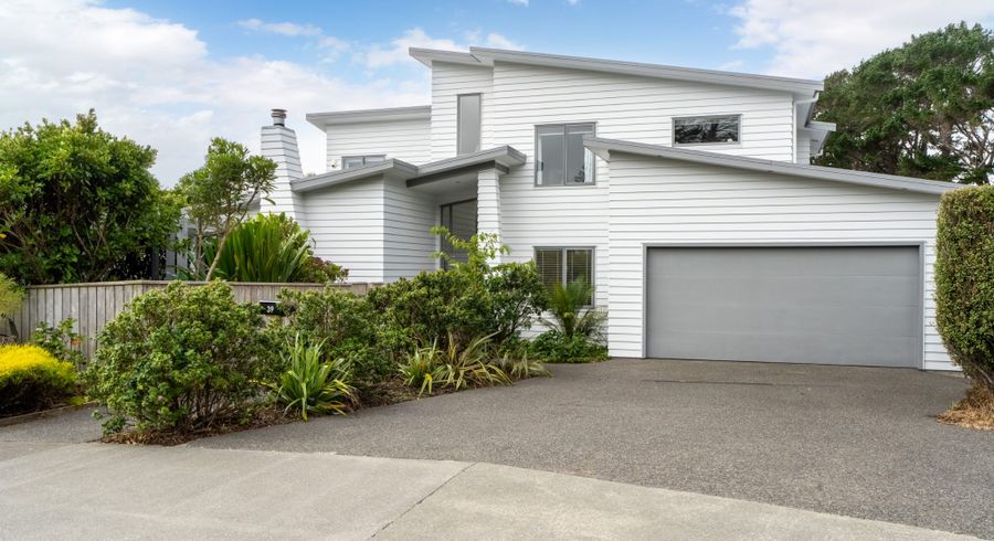  at 39 Winsley Terrace, Churton Park, Wellington