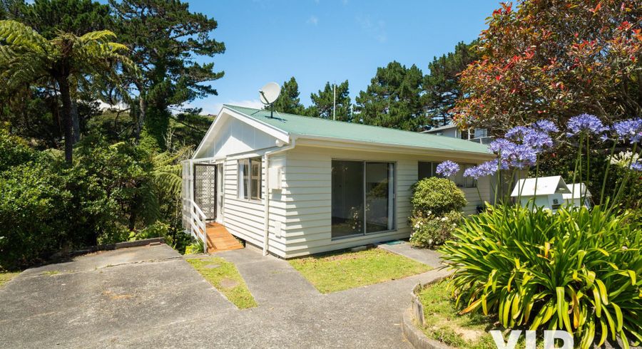  at 16A Glen Alton Avenue, Paparangi, Wellington, Wellington