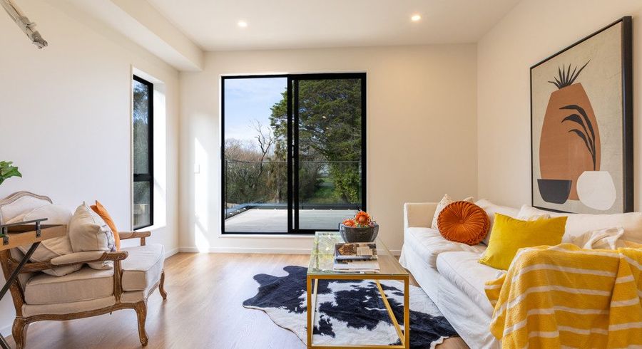  at 18/26 Springvale Drive, Fairview Heights, North Shore City, Auckland