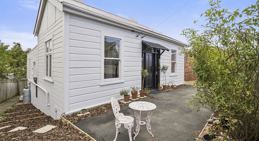 at 16 Meadow Street, Mornington, Dunedin, Otago