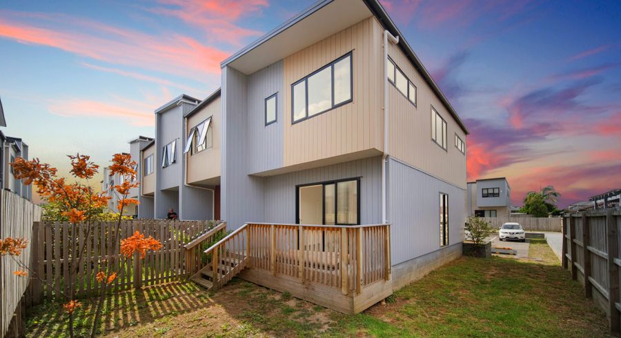  at 17 Aumarire Lane, Favona, Manukau City, Auckland