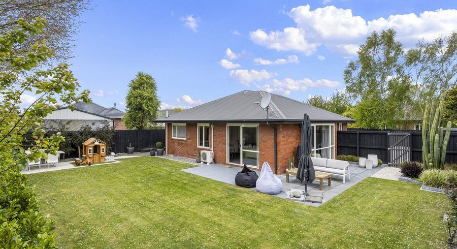  at 4 Magnolia Lane, St Albans, Christchurch