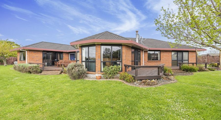  at 11 Gairloch Place, Wattle Downs, Auckland