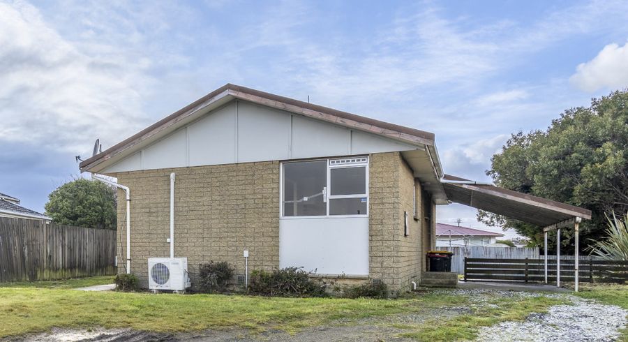  at 12 Argyle Street, Kew, Invercargill