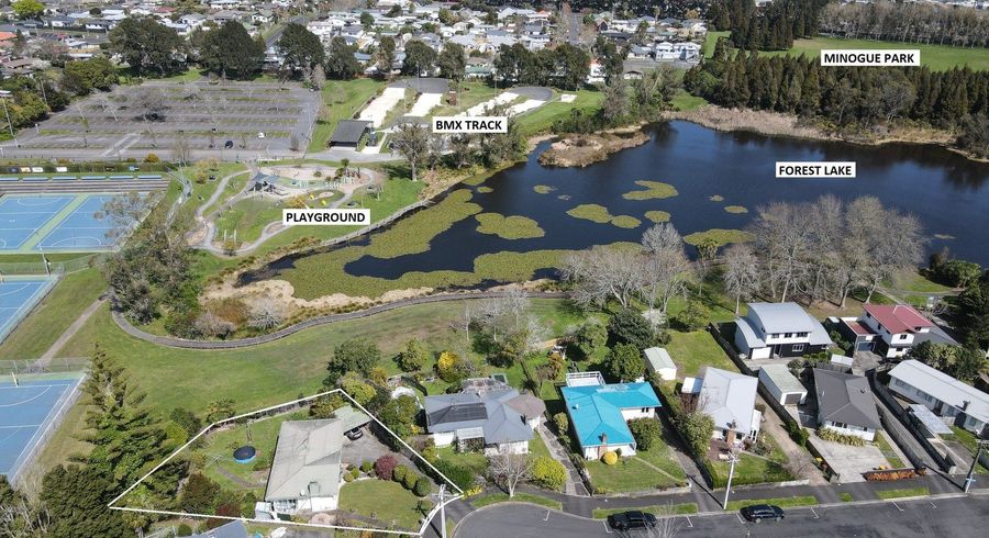  at 1 Kingsway Crescent, Forest Lake, Hamilton