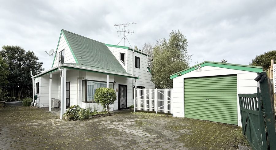  at 3A Aorangi Place, Birkenhead, North Shore City, Auckland