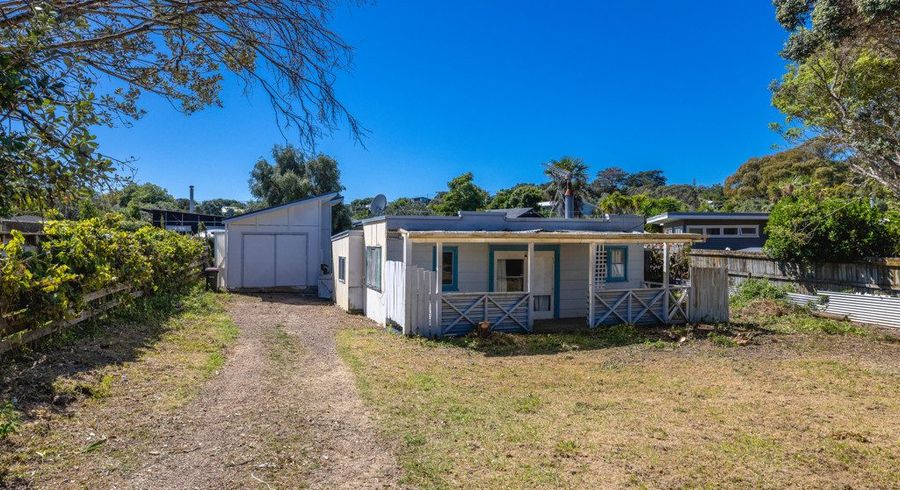  at 8 Manuka Road, Oneroa, Waiheke Island, Auckland