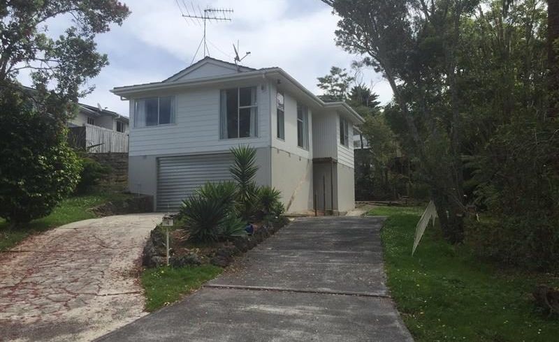  at 4 Stallard Place, Glen Eden, Waitakere City, Auckland
