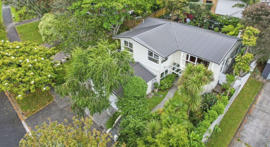  at 22 Southern Cross Road, Kohimarama, Auckland