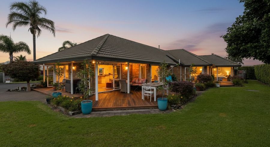  at 16 Aristoy Close, Conifer Grove, Papakura, Auckland