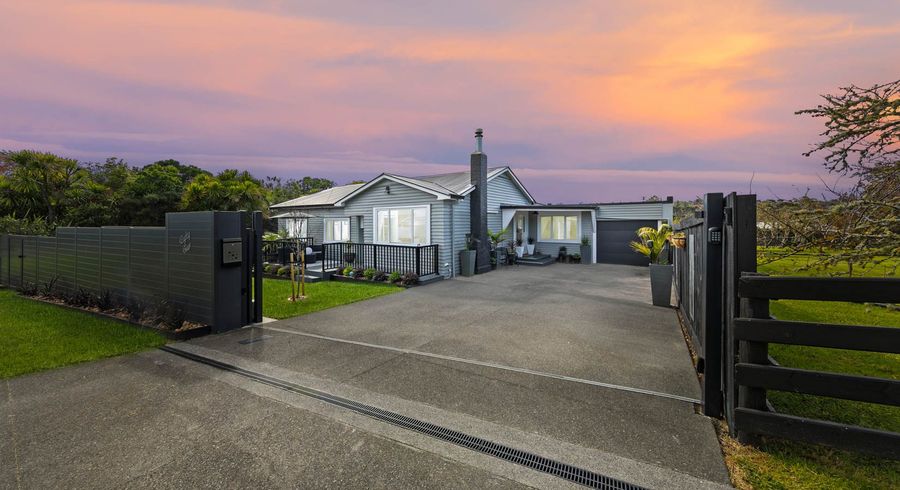  at 84 Shaw Road, Oratia, Waitakere City, Auckland