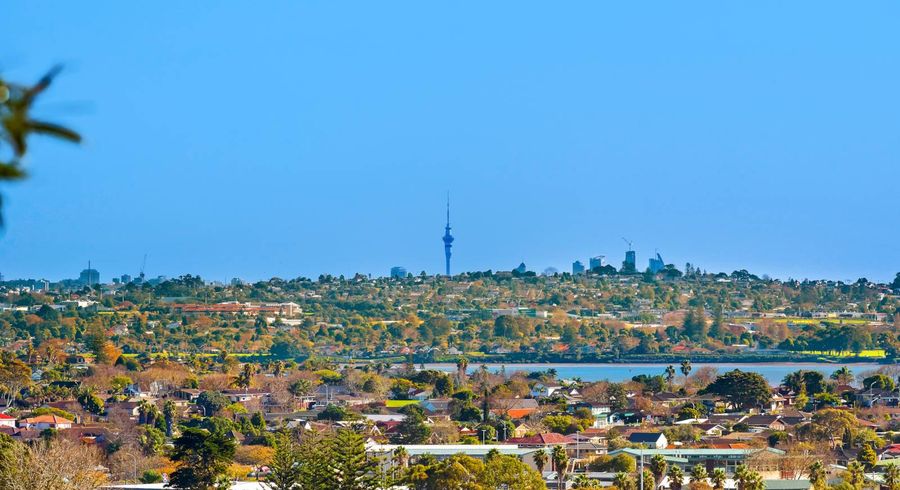  at 7B Clunie Place, Highland Park, Auckland