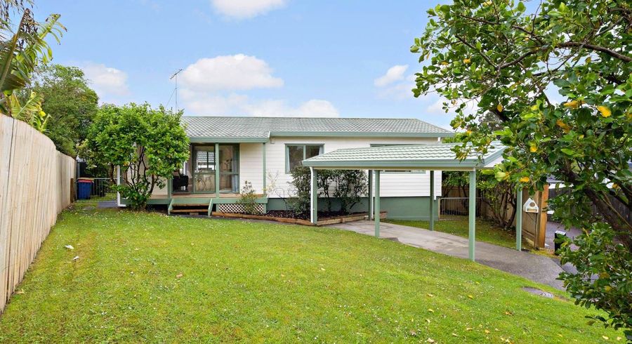  at 30 Loughanure Place, Massey, Waitakere City, Auckland
