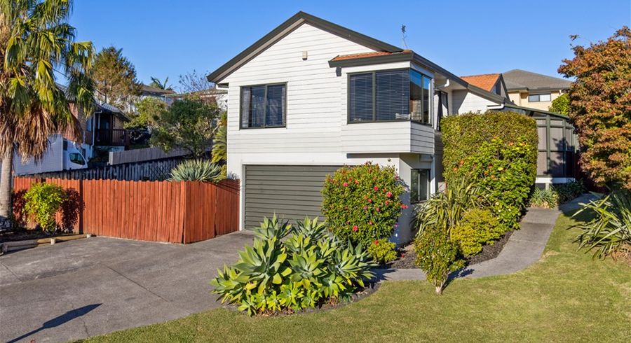  at 23 Gala Place, Henderson, Auckland