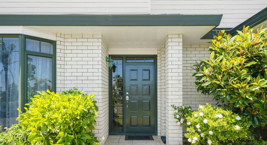  at 1/315 Hill Road, The Gardens, Auckland