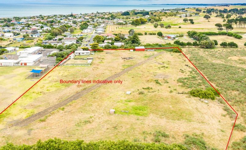  at 15 Aranui Avenue, Castlecliff, Whanganui