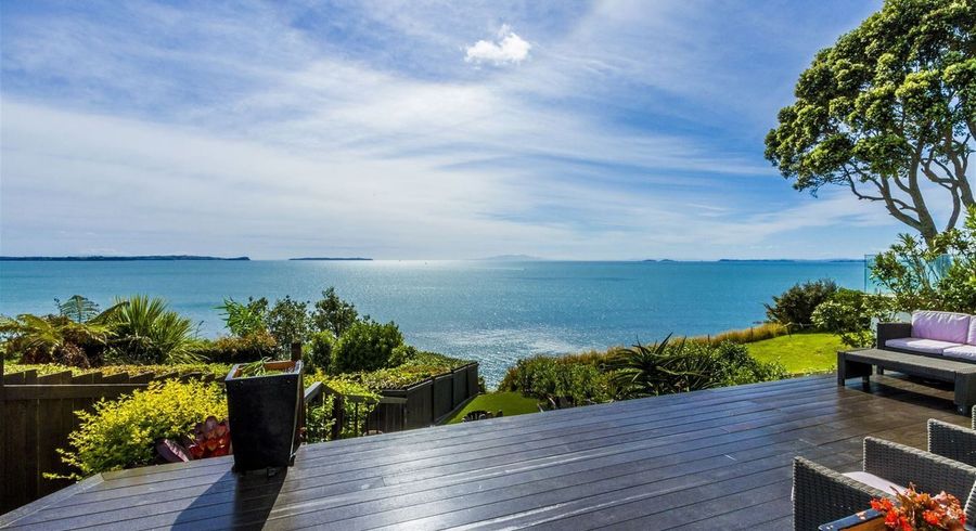  at 2 Cliff Road, Torbay, North Shore City, Auckland