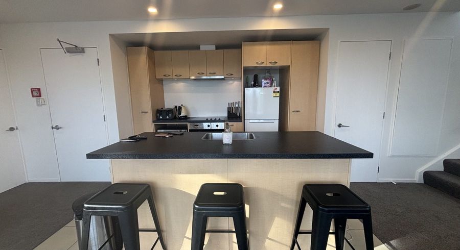  at 2/400 Durham Street, City Centre, Christchurch City, Canterbury