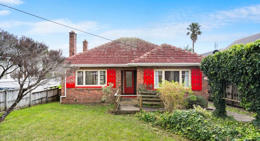  at 33 St Michaels Avenue, Point Chevalier, Auckland