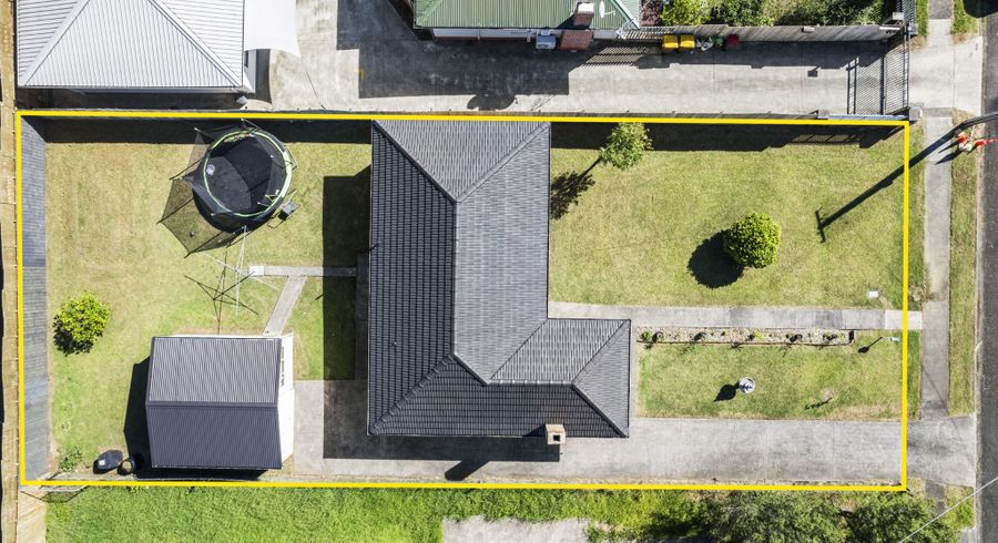 at 25 Dale Crescent, Pakuranga, Auckland