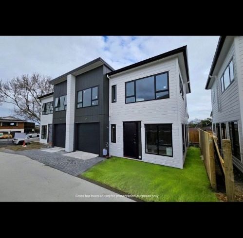  at 43C Mirrabooka Avenue, Botany Downs, Auckland