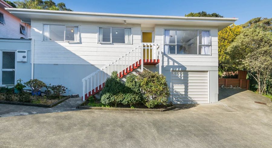  at 5b Newstead Avenue, Browns Bay, North Shore City, Auckland