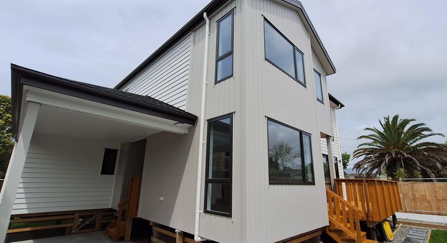  at 37A Sylvia Road, Hillcrest, North Shore City, Auckland