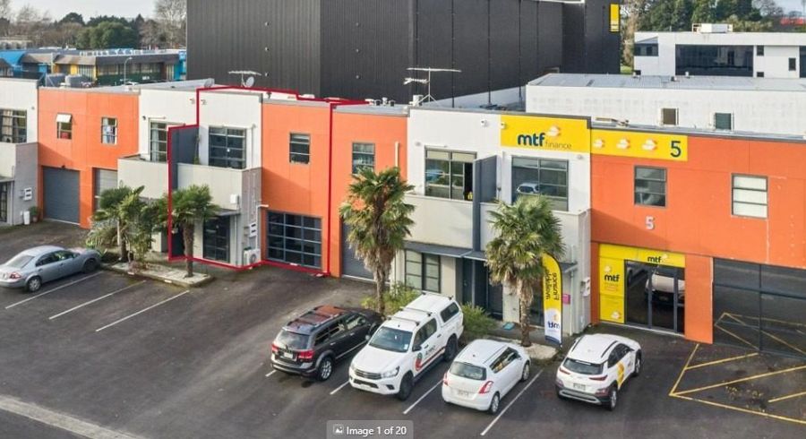  at 5 Freeman Way, Manukau, Manukau City, Auckland