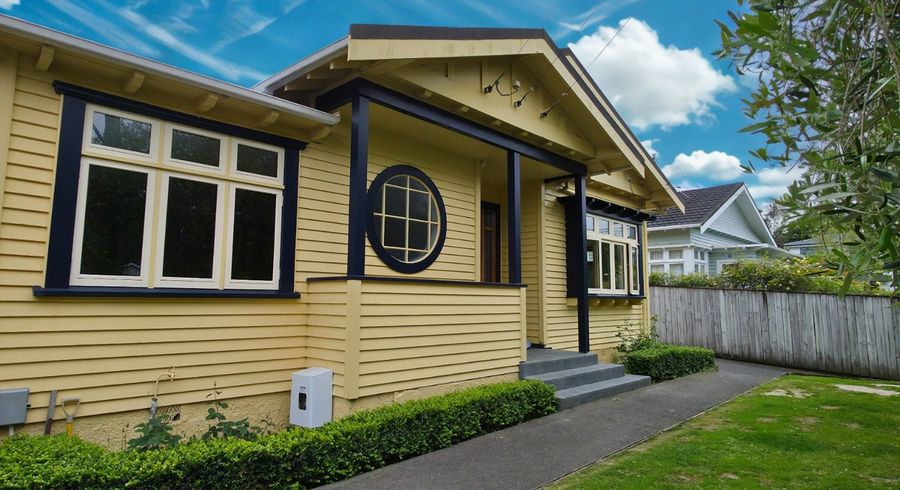  at 17 Sherwood Street, Woburn, Lower Hutt, Wellington