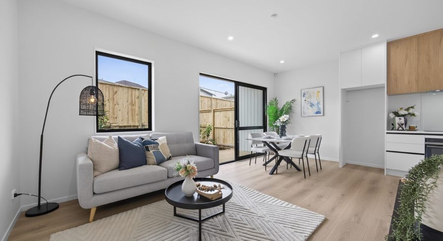  at 4/58 Hamlin Road, Mount Wellington, Auckland City, Auckland