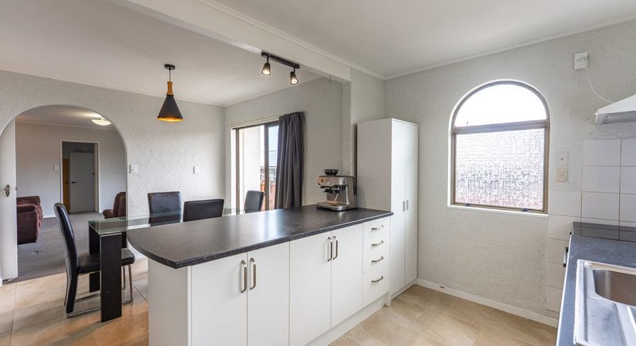  at 27a Hollis Road, Paraparaumu Beach, Kapiti Coast, Wellington