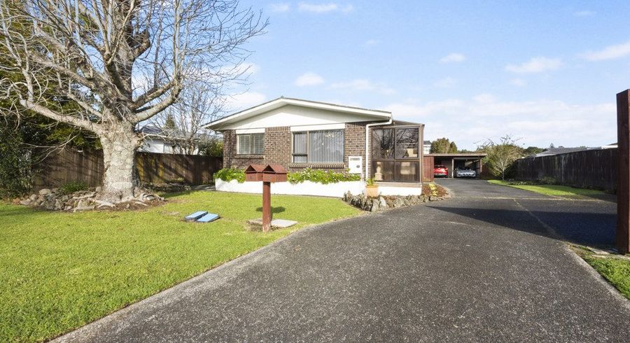  at 1/8 Mannering Place, Hillcrest, North Shore City, Auckland
