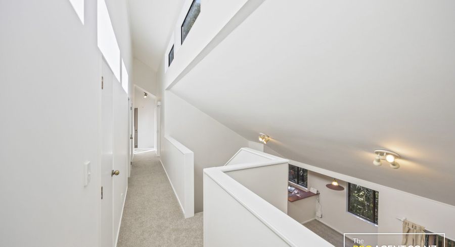  at 95 Laingholm Drive, Laingholm, Waitakere City, Auckland