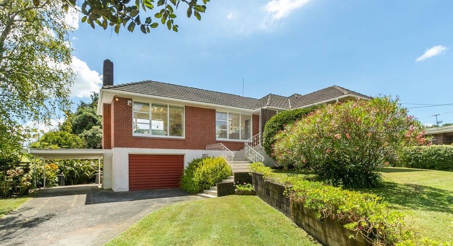  at 92 Pleasant Road, Titirangi, Auckland