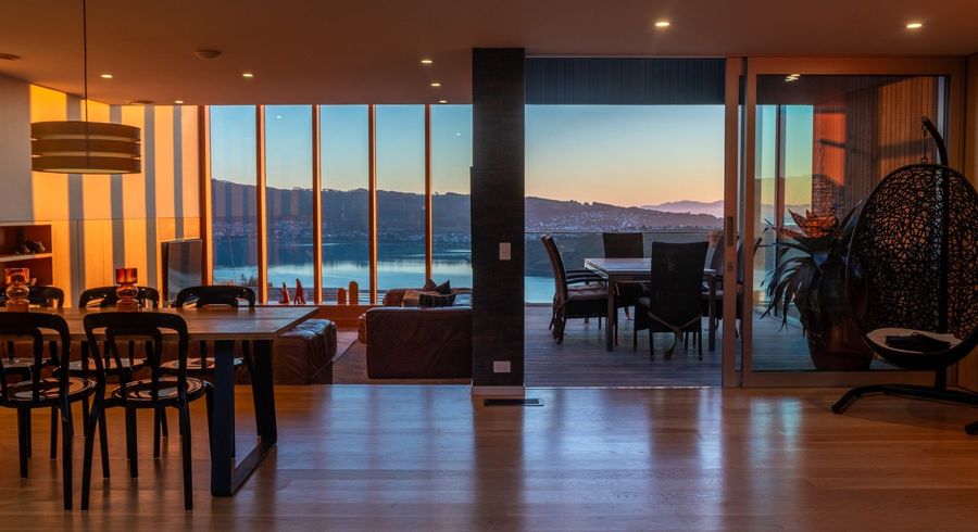  at 10 Seascape View, Paremata, Porirua
