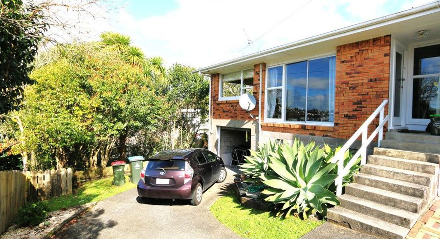  at 2/91 Hendry Ave, Hillsborough, Auckland City, Auckland