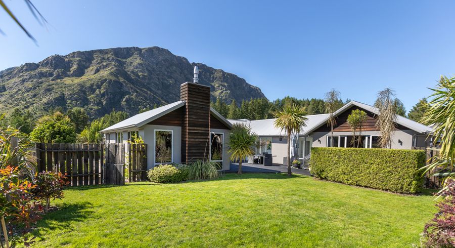  at 6 Mathias Terrace, Arthurs Point, Queenstown