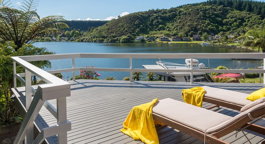 at 338 State Highway 33, Mourea, Rotorua