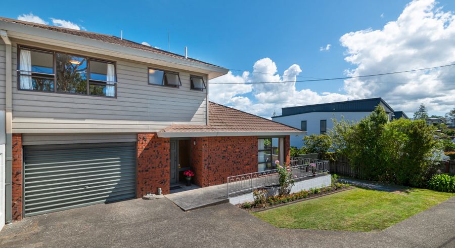  at 1/357 Beach Road, Campbells Bay, Auckland