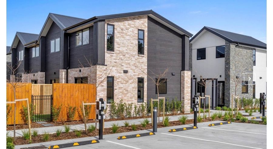  at 11/10 Fathom Place, Te Atatu Peninsula, Waitakere City, Auckland