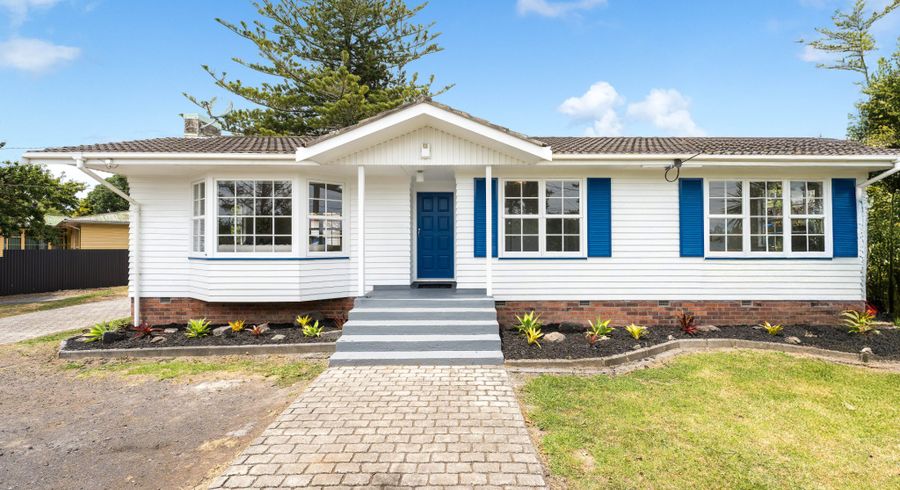 at 402 West Coast Road, Glen Eden, Auckland