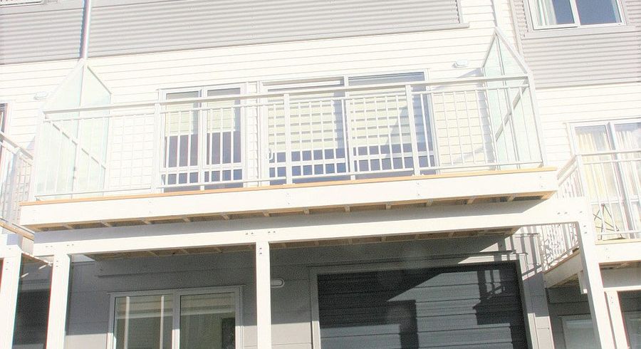  at 5/15 Andersons Road, Oteha, North Shore City, Auckland
