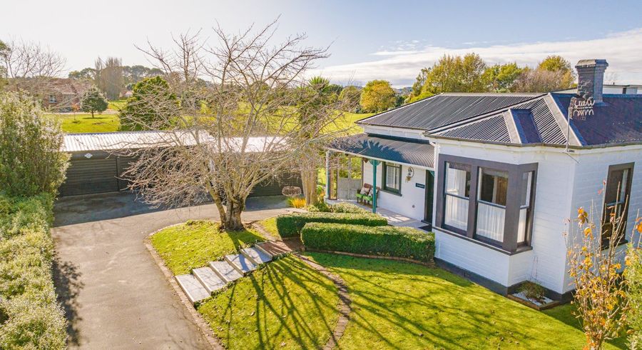  at 1 Saint Johns Heights, Otamatea, Whanganui
