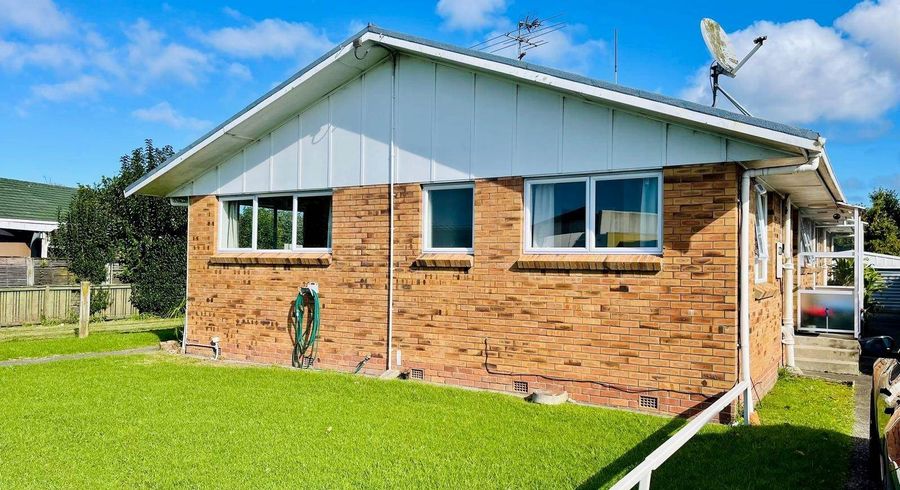  at 1/302 Rosebank Road, Avondale, Auckland City, Auckland