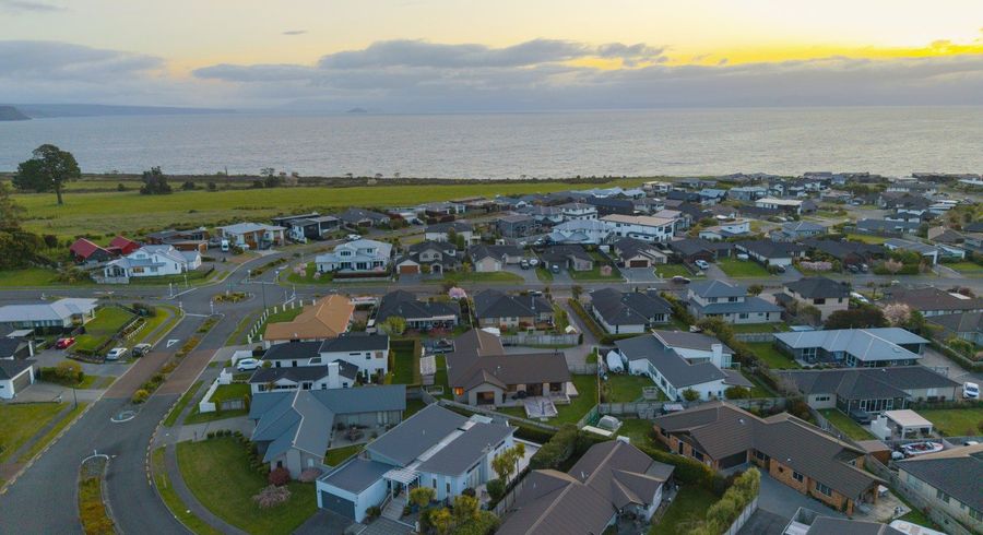  at 8 Ernest Kemp Rise, Wharewaka, Taupo, Waikato