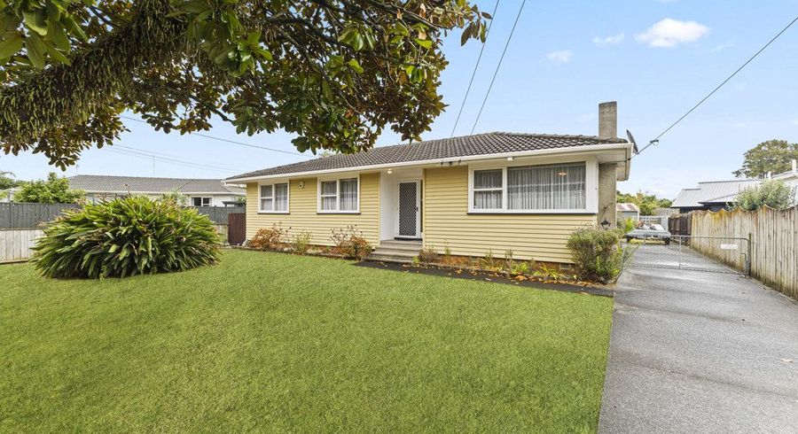  at 60 Wallace Road, Mangere Bridge, Auckland